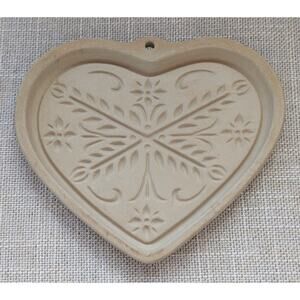 Vintage Pampered Chef Anniversary Heart Cookie Art Mold Stoneware 2000 USA Made